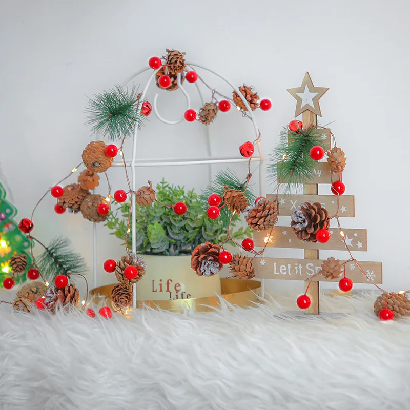 

Рождественское украшение, сосновые конусы, медная проволока, лампа, расположение сцены магазина, «сделай сам», гирлянда, праздничное украше...