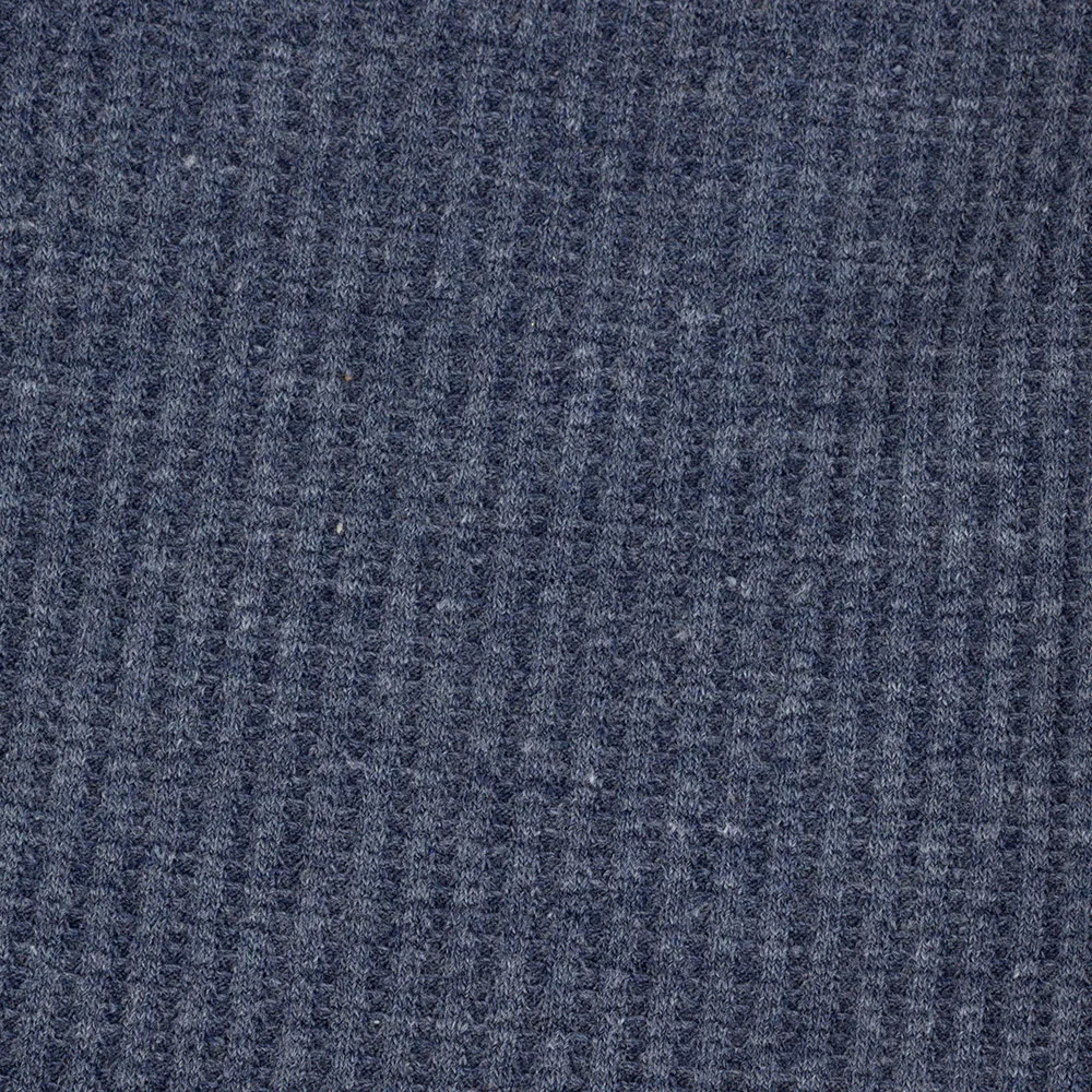 Вязаная шапка в рубчик унисекс зимняя осенняя мягкая теплая с черепом мужские и