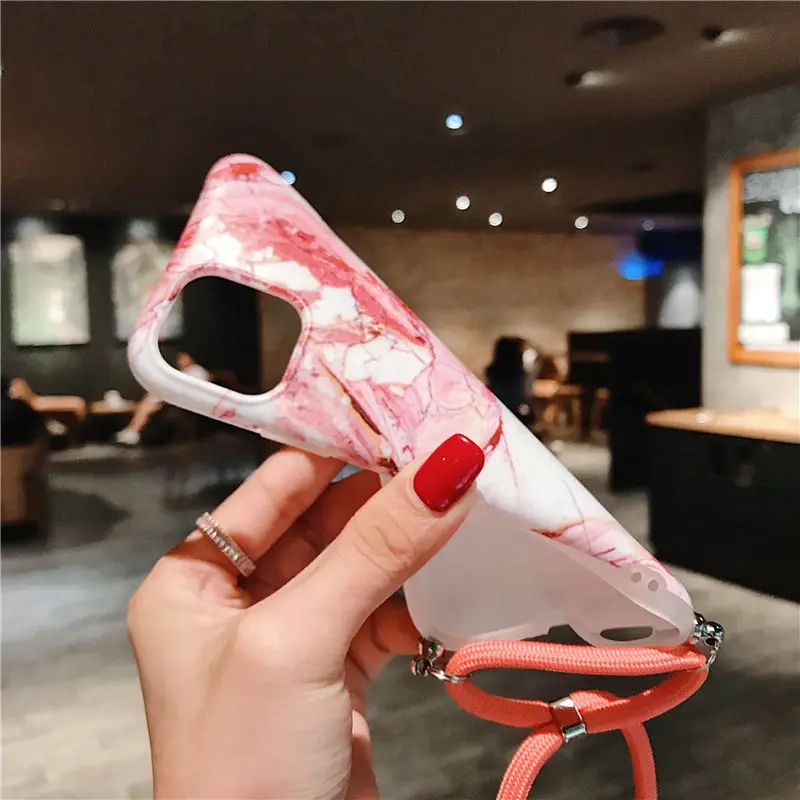 Чехол для телефона с ремешком и мраморной текстурой iPhone 13 12 11Pro Max XR XS X 6S 7 8 Plus