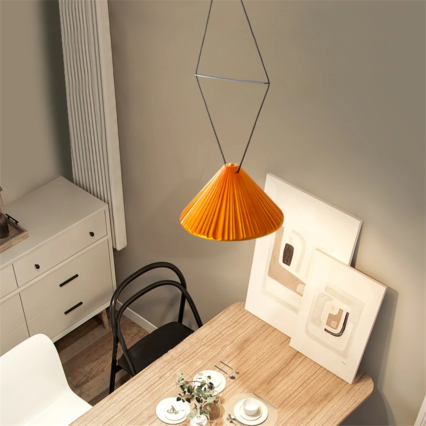 구매 Nordic Line Danish Design Pendant Lights Bedroom Living Room Single Lamps Dining Room Bar Kitchen Iron Hanging Lights Fixtures