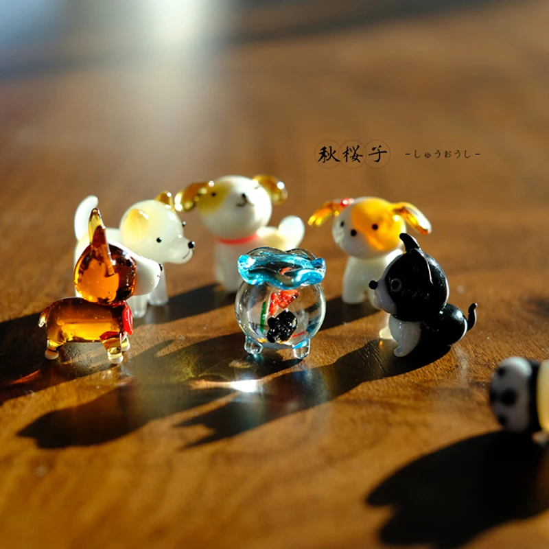 

Japanese Imported Mini Mini Handmade Glass Furnishing Article Summer Animal Penguin Puppy Floating Jade Goldfish Fish Tank