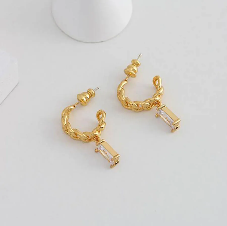 

22 spring retro C-shaped zircon earrings for women brass gold-plated chain gorgeous lady classic simple eardrop