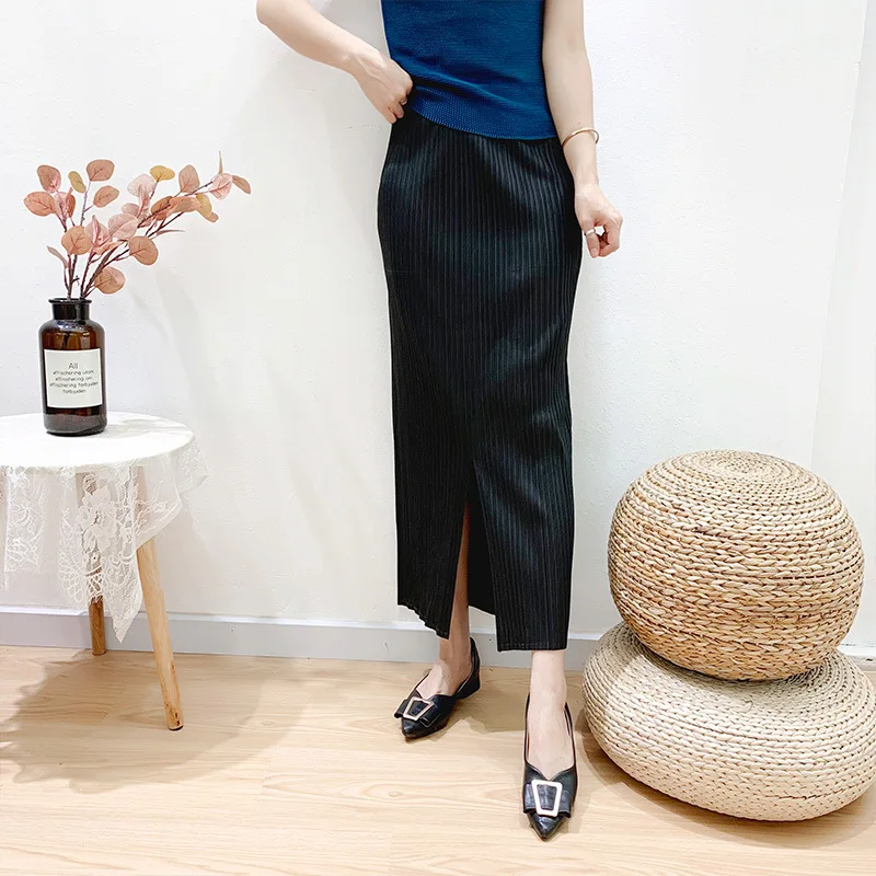 

LANMREM autumn pleated vent hem skirt for women 2021 tide new solid color all-match bottoms famale elastic waist slim YJ689