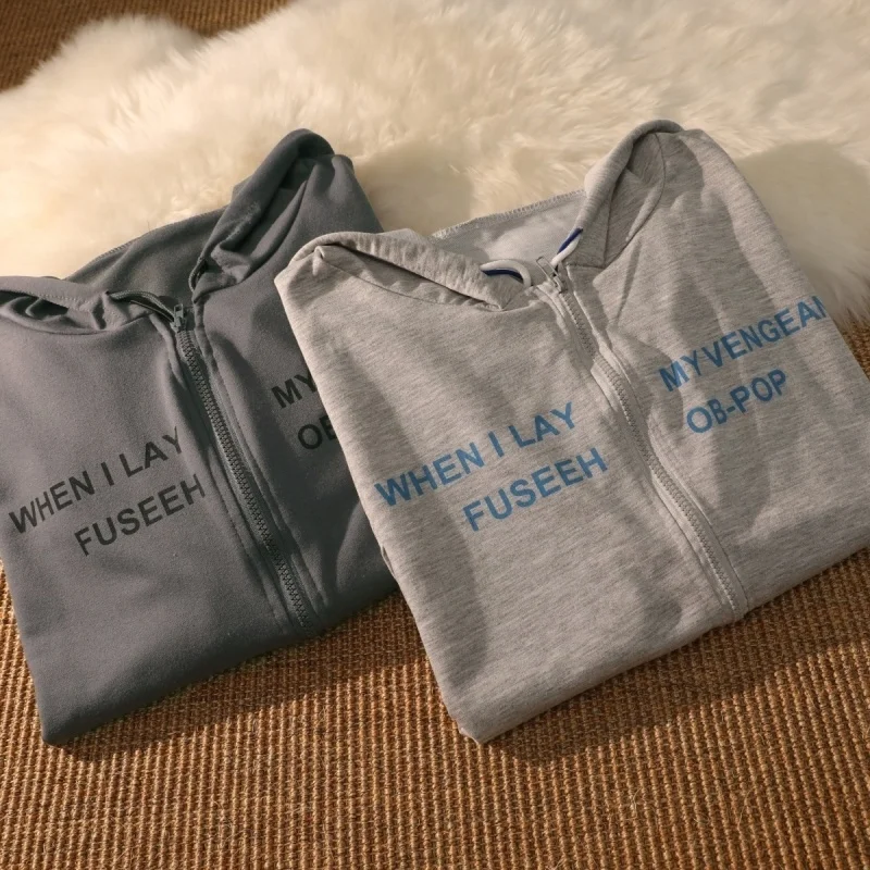 

Real Shot Hooded Sweater Cardigan Zipper Printed Letters