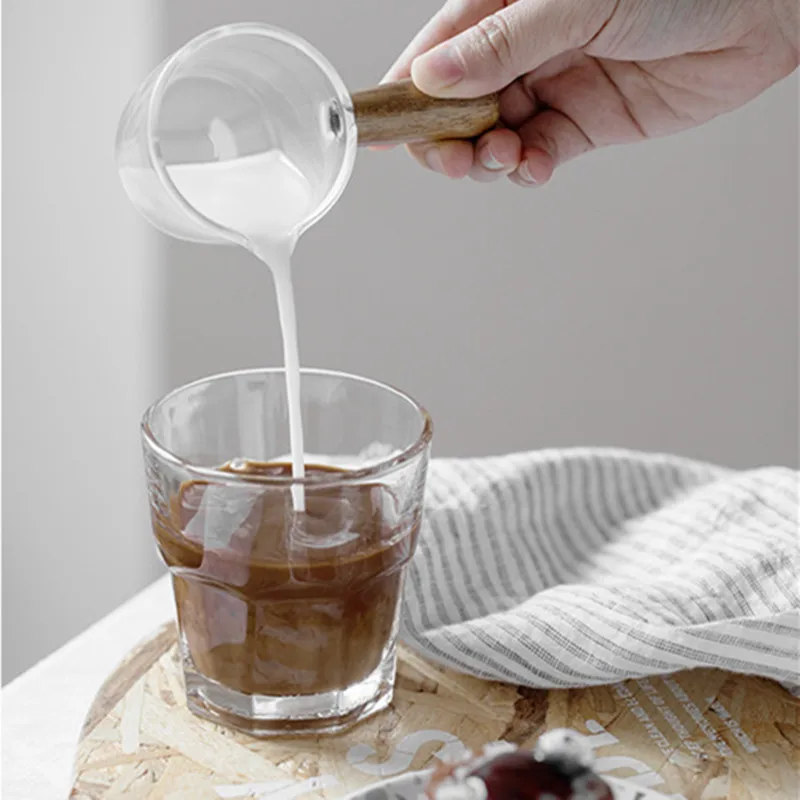

Cutelife Nordic Ins Glass Small Milk Cup Mini Wooden Handle Sauce Pan Seasoning Small Dish Kitchen Sauce Dispenser Fruit Trays