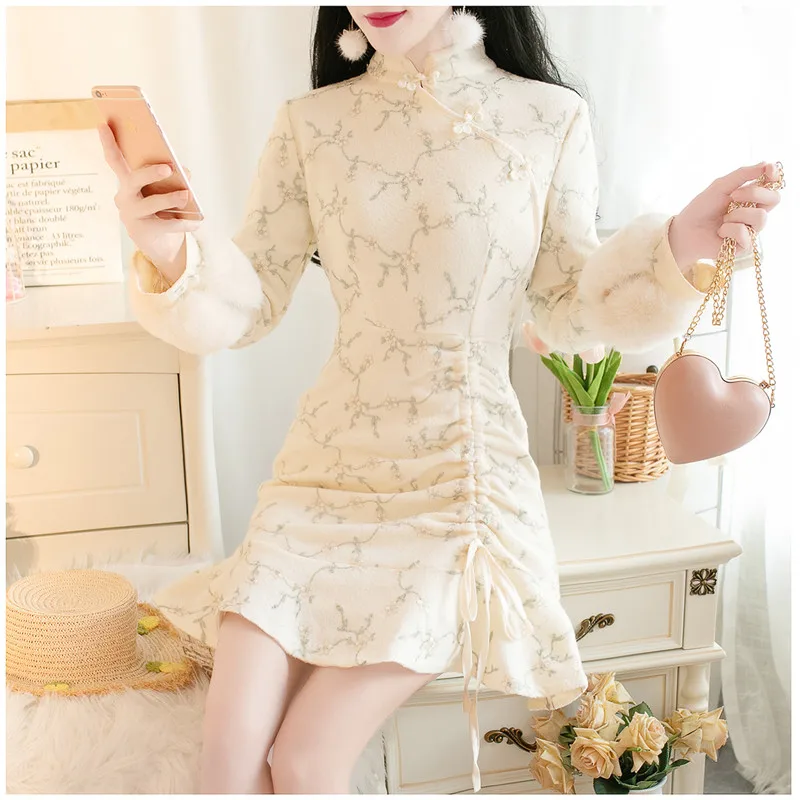 Ципао с воротником-стойкой и оборками в стиле ретро | Женская одежда