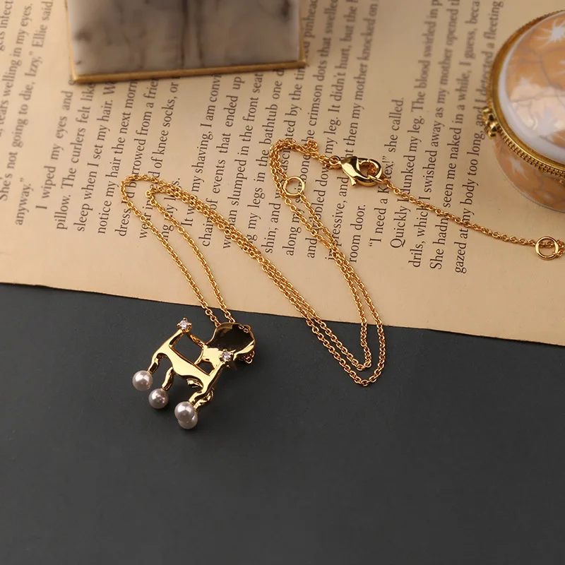 

Copper Gold Plating Chair Pearl Necklace Female Creativity Trend Chair Sweater Chain Length Payment Decoration