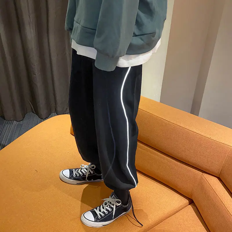 

Autumn Reflective Sweatpants Men's Fashion Cotton Casual Joggers Pants Men Streetwear Wild Loose Straight-leg Pants Mens M-2XL