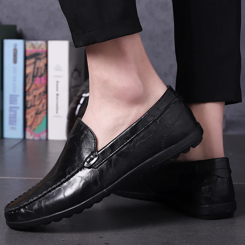 

Mens Loafers Casual genuine Leather Shoes slip on Business Brogue Men Dress Shoes outdoor Driving Flats Breathable Shoes men