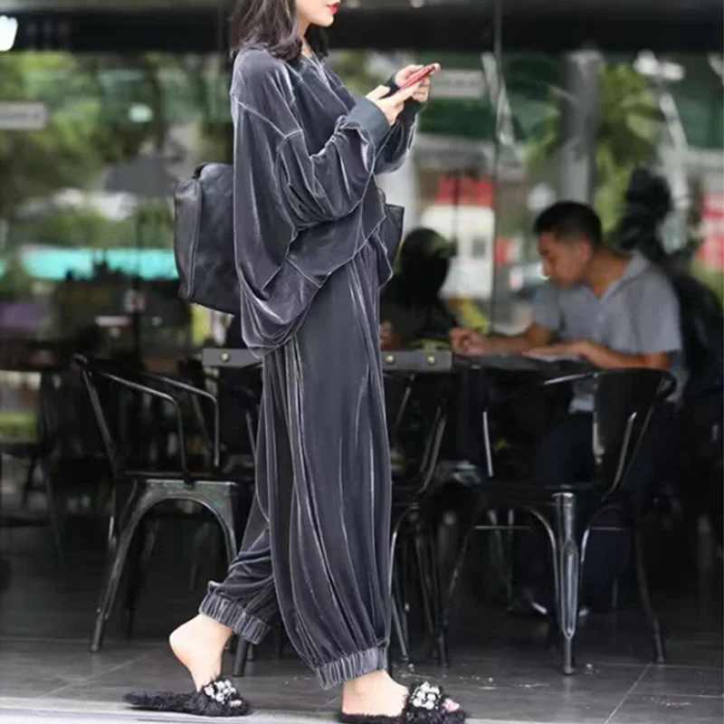 Two Piece Set Female 2021 Spring Autumn Gold Velvet Suit Women Fashion Loose Casual Sports Wide Leg Pants Ropa Mujer |