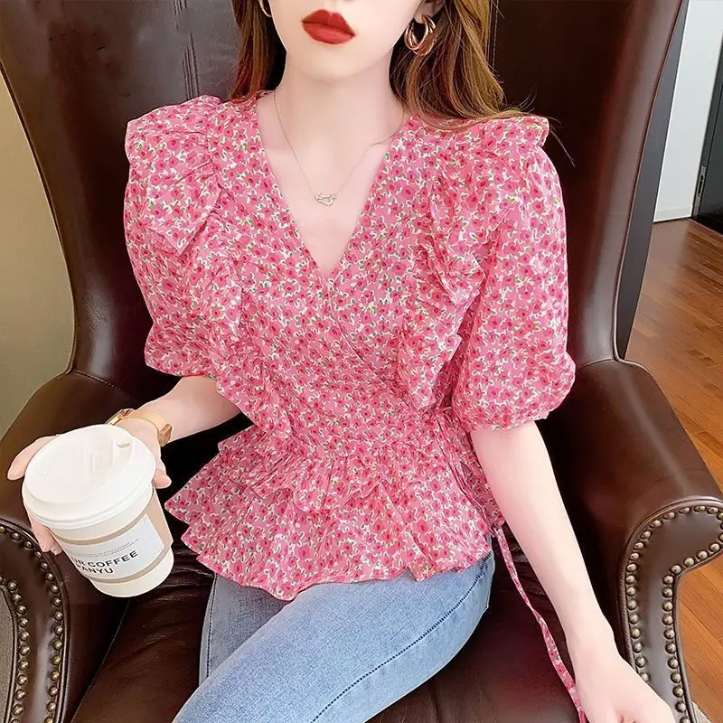 2021 summer new style Korean style Western style ruffled V-neck floral fashion short-sleeved blouse shirt women