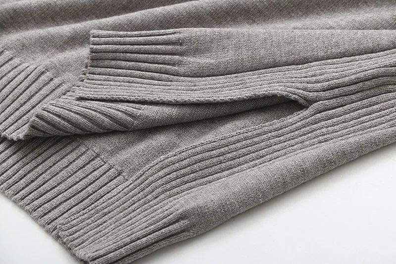 

Plus Size Women Knitted Vests Solid Striped Patchwork Sweater 2021 Spring V Neck Sleeveless Gray Black Sweaters Pullover