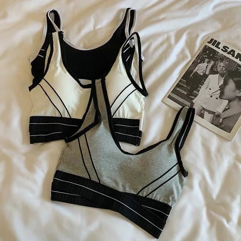 

2021 New Product Cross Shockproof Sports Vest Sexy Inside and Outside Wear Wrapped Chest Tube Top Strap Beautiful Back