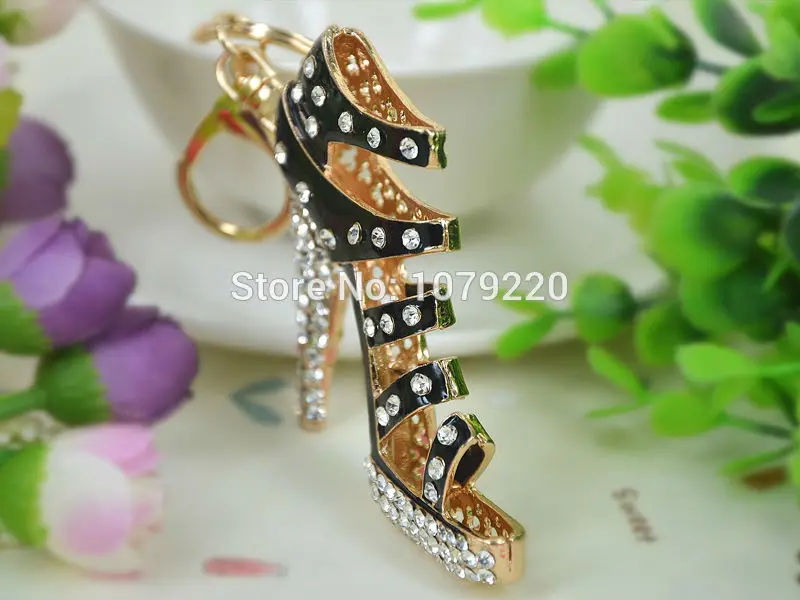 Черная обувь на высоком каблуке с кольцами автомобильные брелки модные ювелирные украшения женская сумка