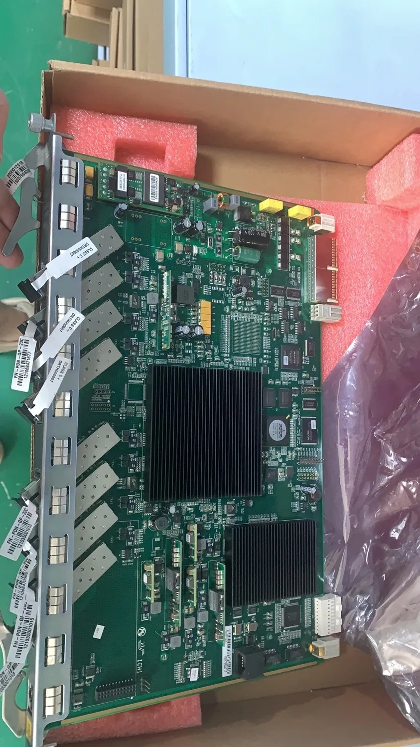 

Оригинальная плата GPON на 8 портов для OLT 5516-01. GC8B плата с 8 C + модулями