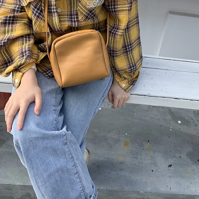 

Good leather ~ small bag women's bag Single Shoulder Messenger head leather small square bag women's bag