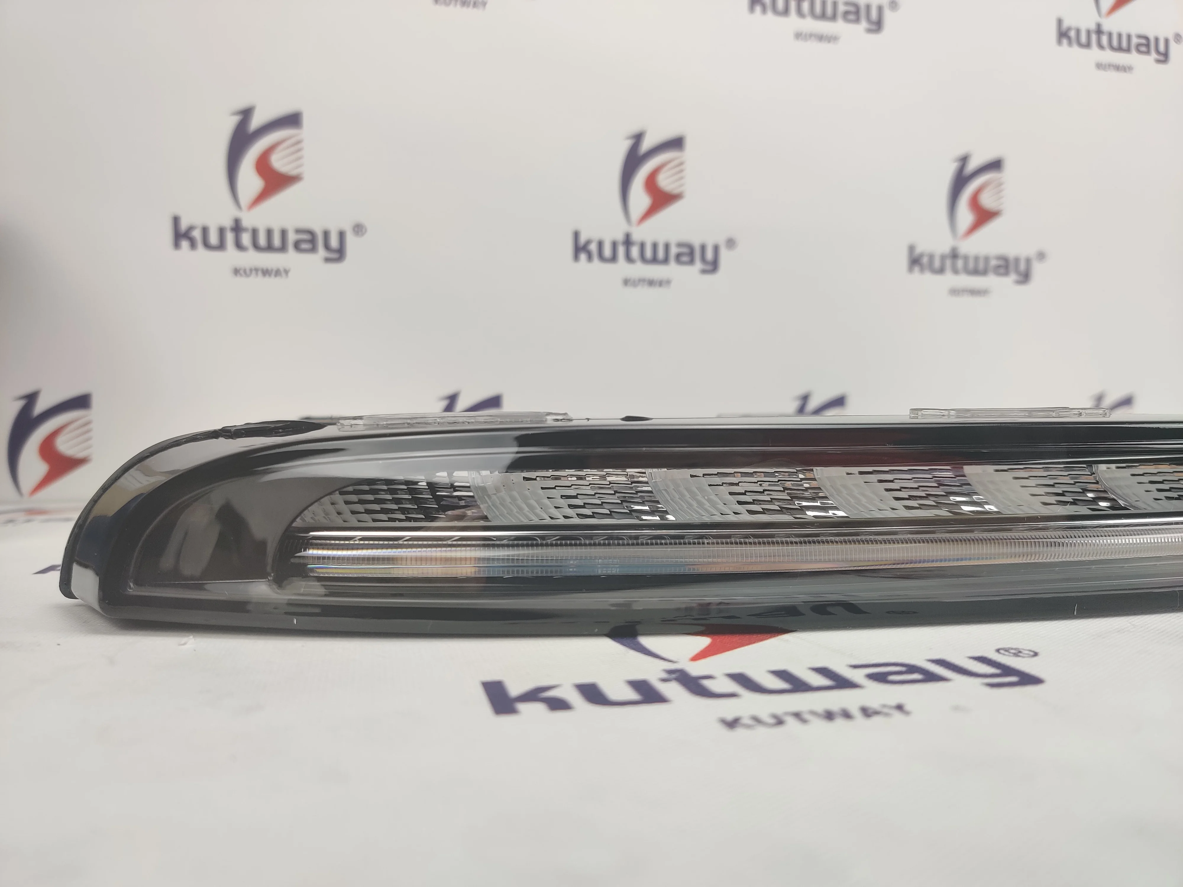 Kutway высокопроизводительный автомобильный бампер свет подходит для Porsche Macan