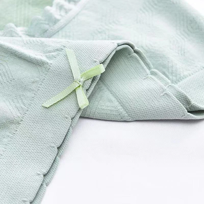 

Women Underwear Breathable Lace Seamless Mid-Waist Underwear A66