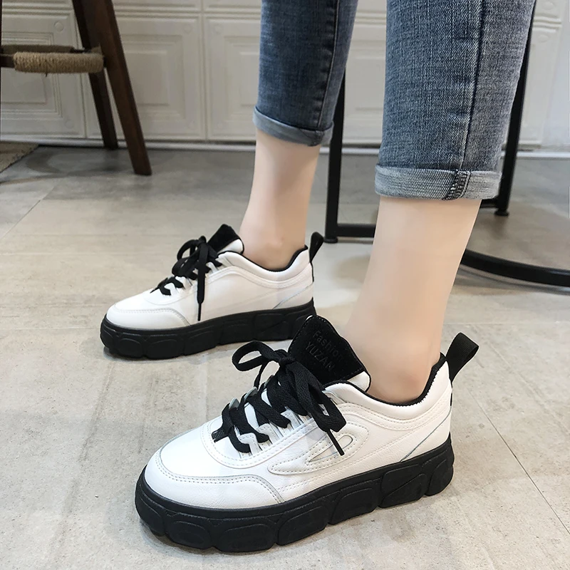 

2020 Ladies Casual Lace Up Sneakers Breathable Mesh Lightweight Outdoor Running Women Fashion Brand Women Casual Shoes W34-29