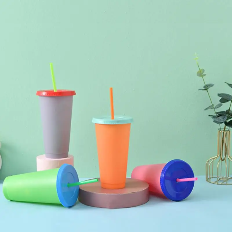 2020 лучшие 24oz пластиковые стаканы для холодной воды Меняющие цвет Dis изменение