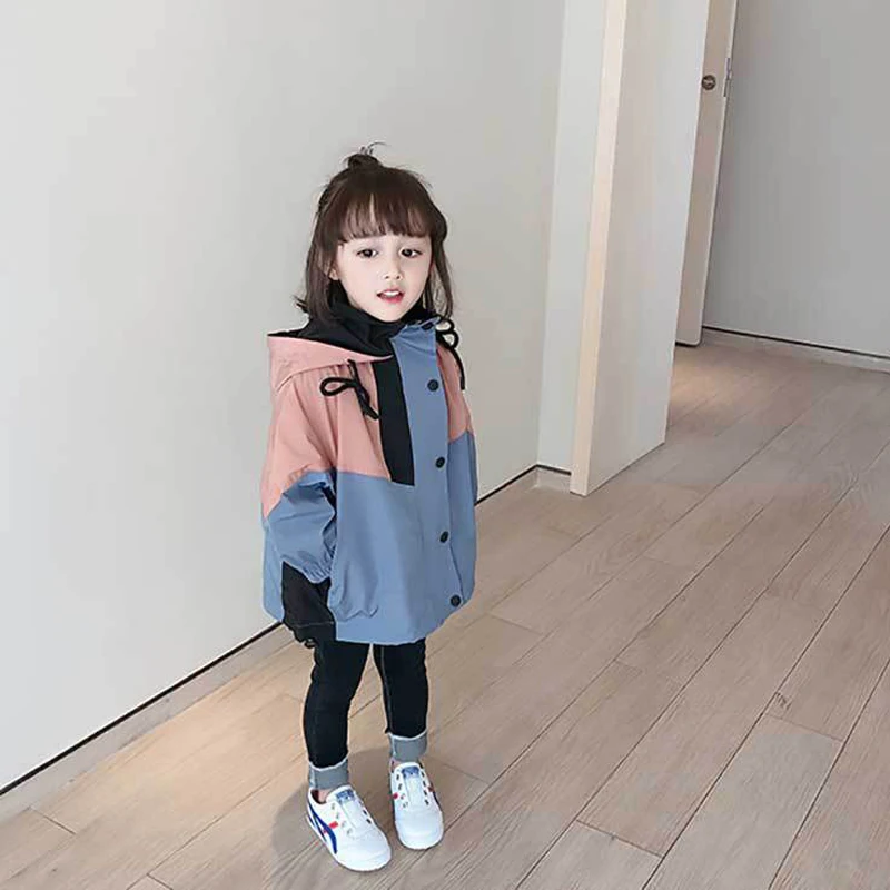 

Куртки с капюшоном для девочек; Сезон осень-весна; Детская короткая ветровка с капюшоном; Детские пуловеры; Свитера