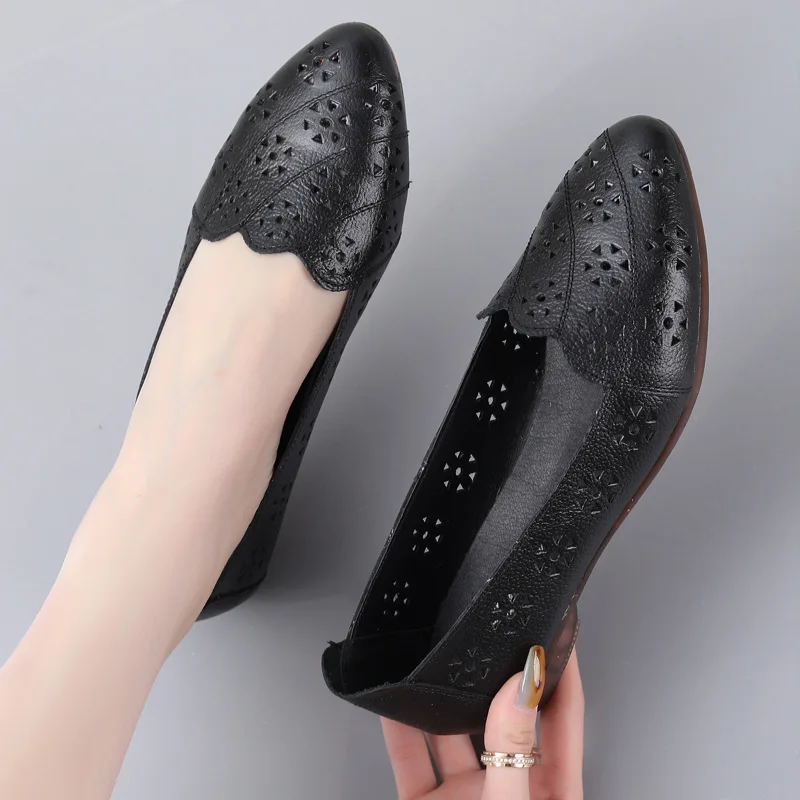 

Nurse Shoes Female Footwear Soft Shallow Mouth Genuine Leather Sneakers Round Toe Nursing Grandma Dress Moccasins Casual Solid F