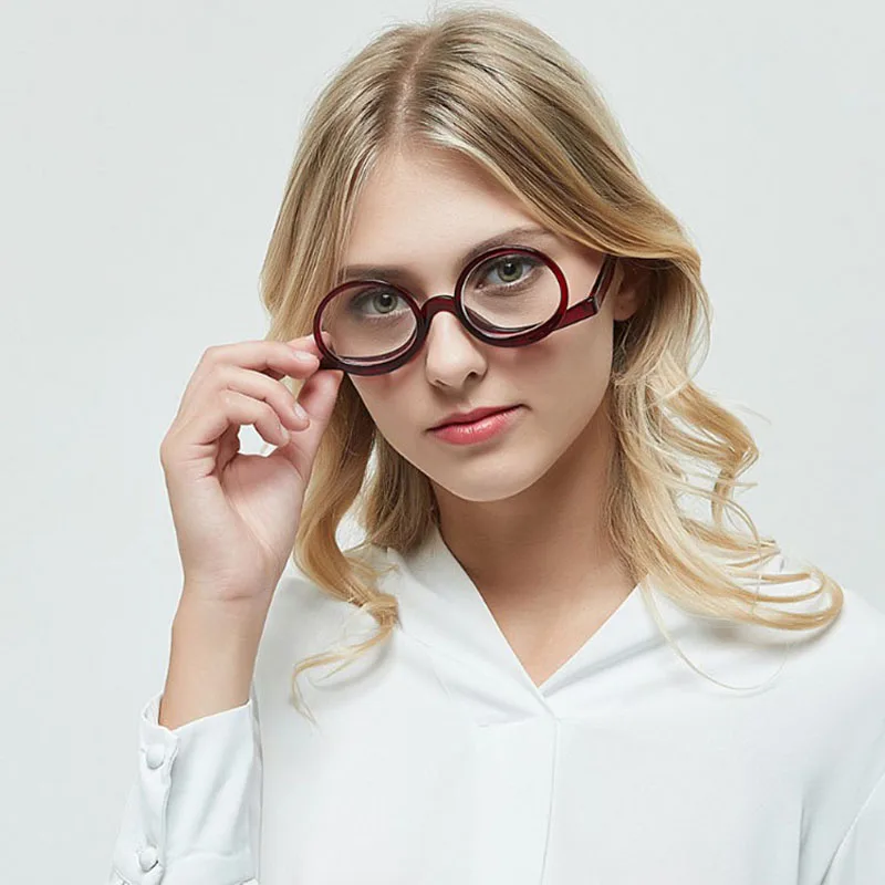 

2020 new makeup presbyopic glasses clamshell glasses for the elderly hyperopia