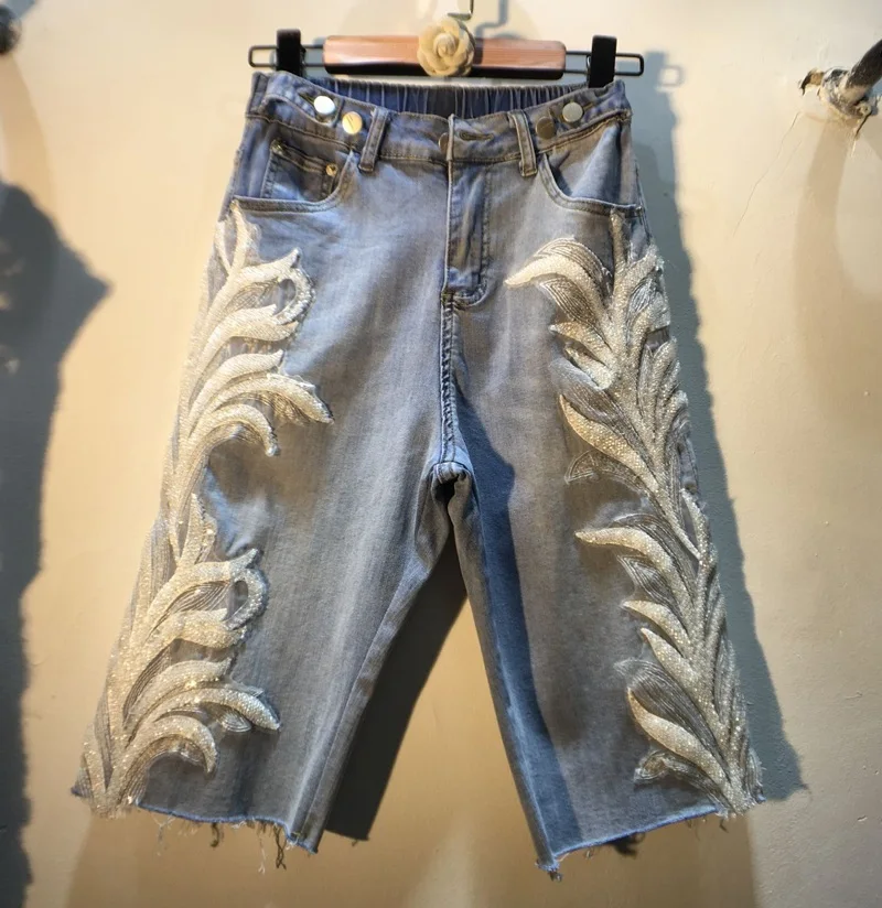 

2021 Summer New Patchwork Beaded Sequins Half Jeans Vintage High Waisted Slimming Stretch Knee Length Denim pants Jeans Female