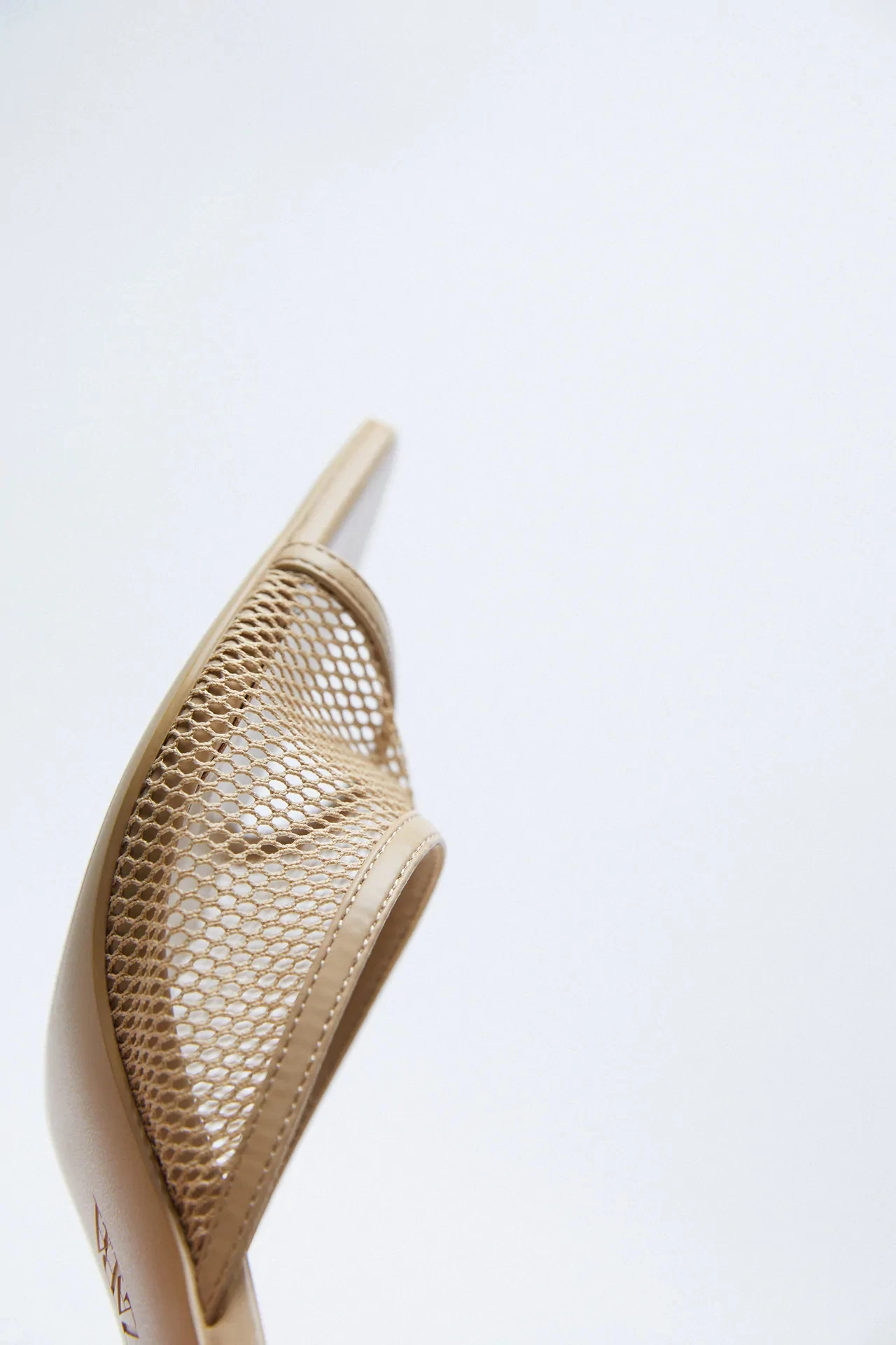LMCAVASUN HIGH HEEL MESH SANDALS BLACK MID-HEEL SANDALS. UPPER. LINED HEEL. SQUARE TOE | Обувь