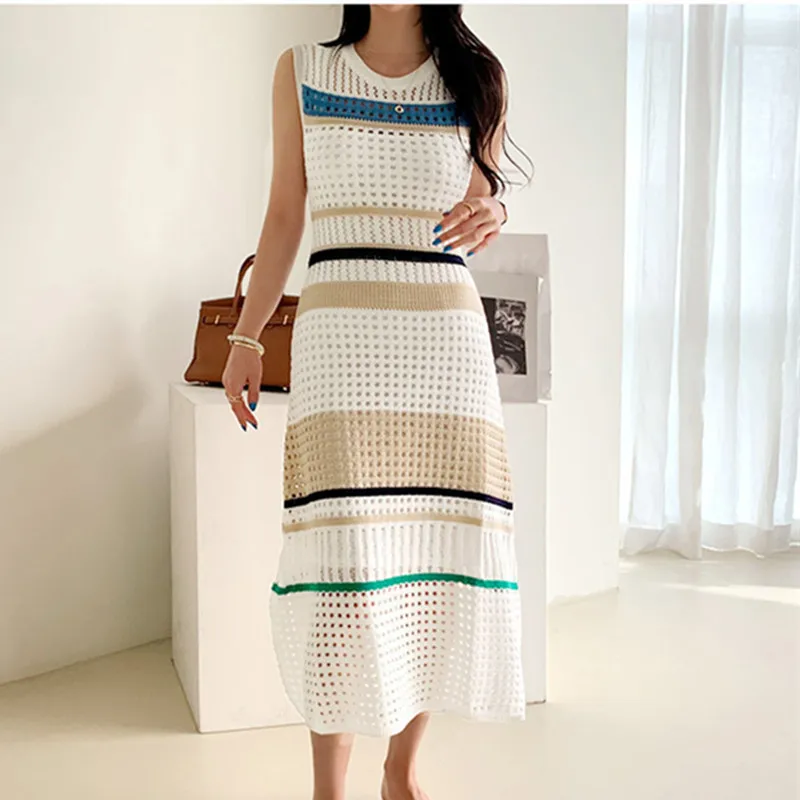 Женское трикотажное платье свитер средней длины модельное дизайнерское ажурное