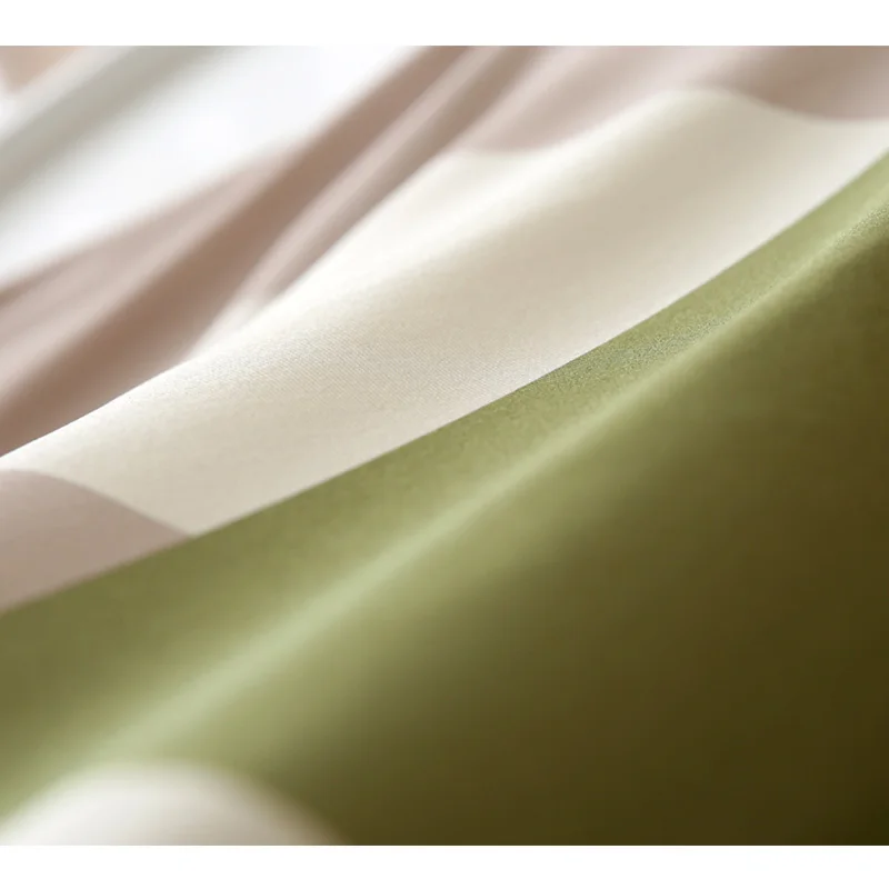 

Silk Tops Women Summer 2021 Short Sleeve Print Batwing Sleeve Tee Fashion Loose Crew Neck Patchwork Color T-Shirt Female