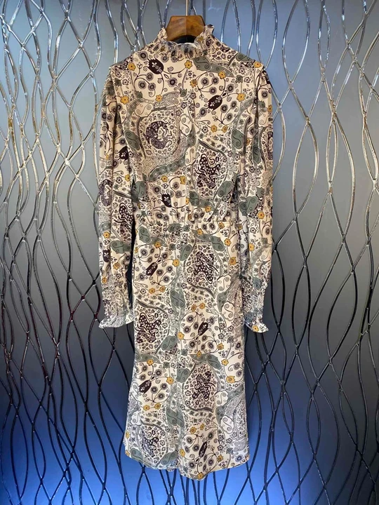 Женское платье ~ 2020 Ранняя весна новый гофрированный воротник рукав фонарик