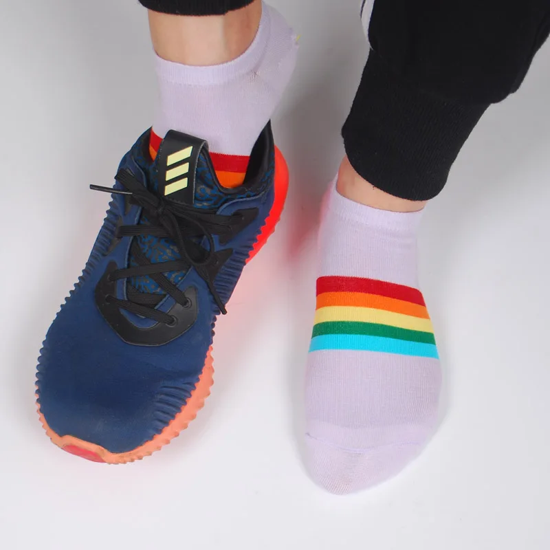 Женские летние крутые носки до щиколотки Радужный дизайн мягкие дышащие без
