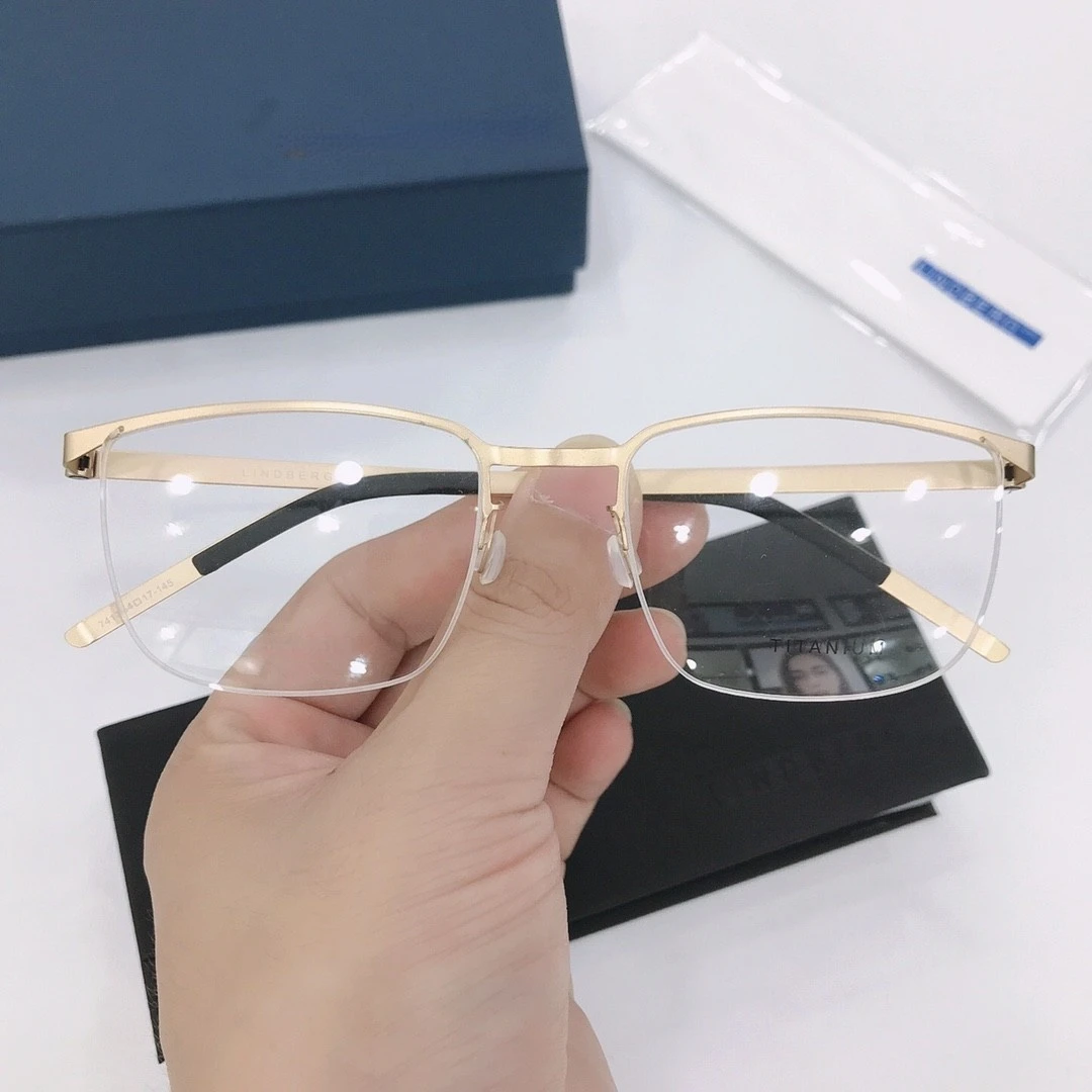 

LB7417 Glasses Frame Titanium Prescription Glasses Women Myopia Eyeglasses Frames for Men Vintage Denmark Designer Brand