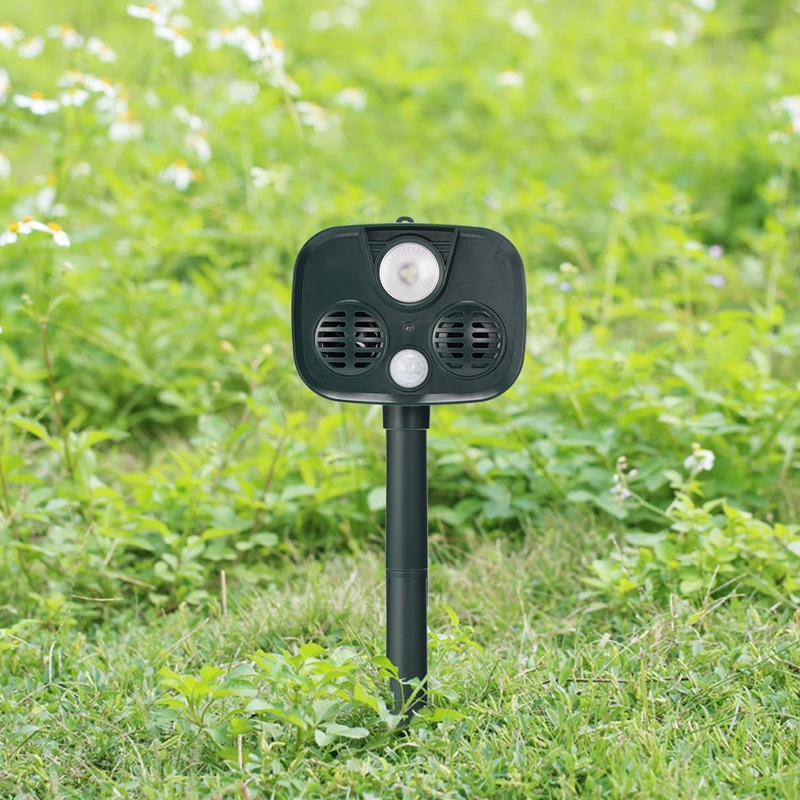 

3 Level Infrared Motion Sensor Alarm Solar Power Rechargeable Mosquito LED Solar Anti-animal Repeller Infrared Garden Light