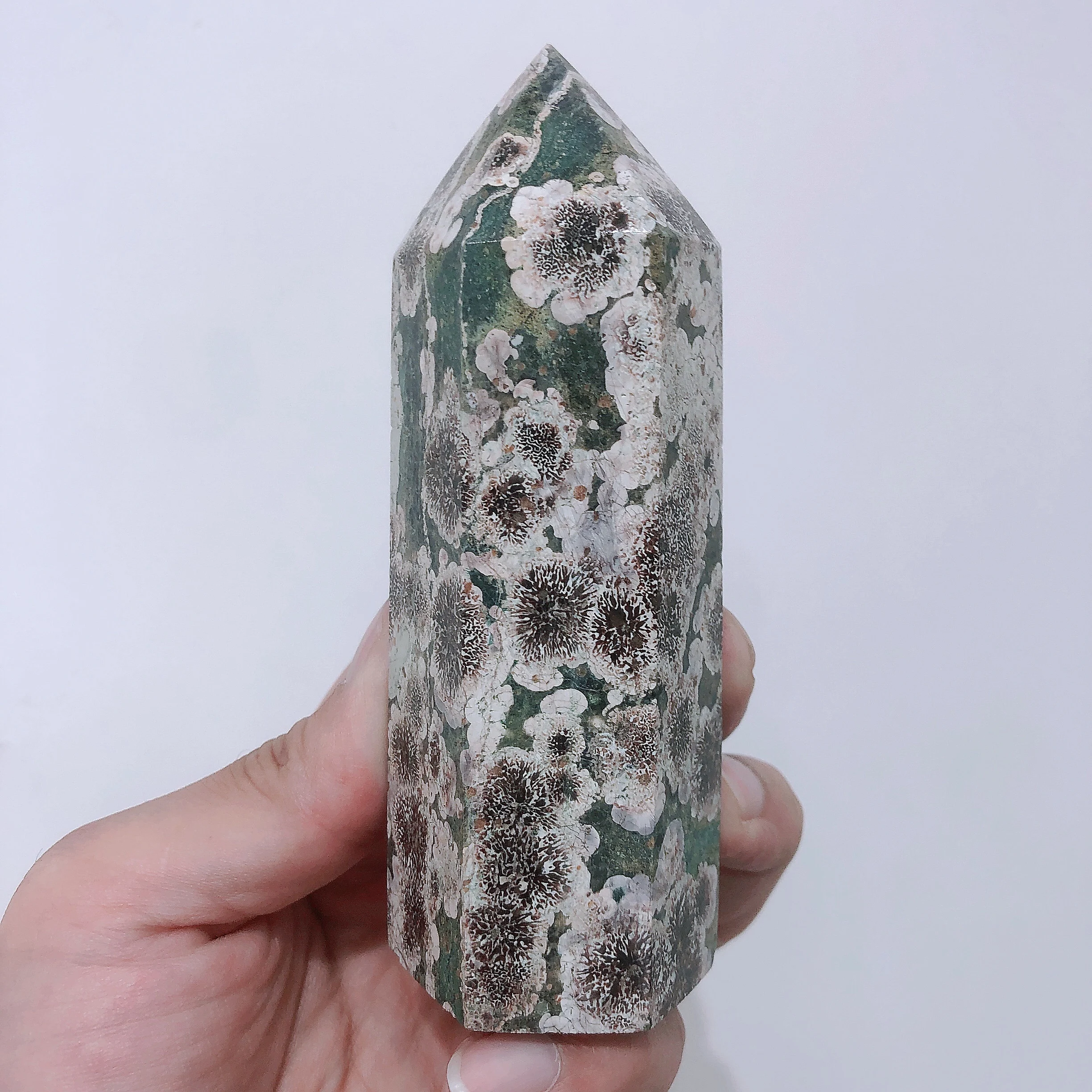 

Natural Crystals Quartz Cherry Agate Tower Point Energy Reiki Stones Room Home Office Aquarium Decoration Accessories Gemstone