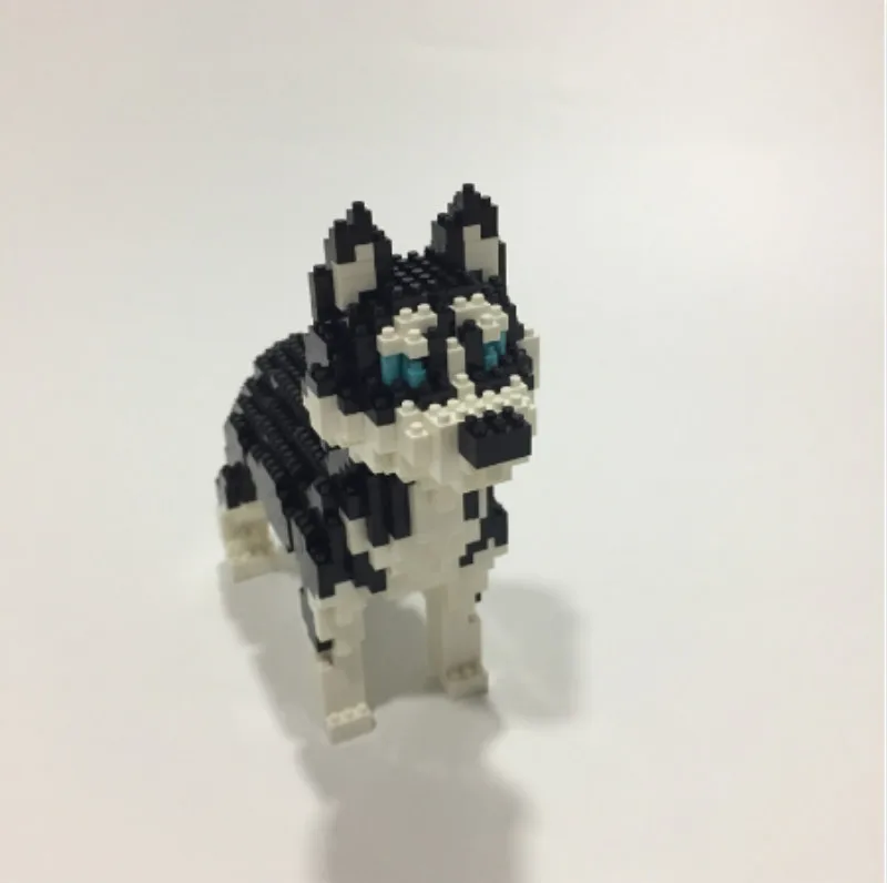 950pcs+ 6618-3 6618-4 Middle Size Dog Building Block Cute Husky Alaska Model Pet Cartoon Building Bricks Kids Toys for Children