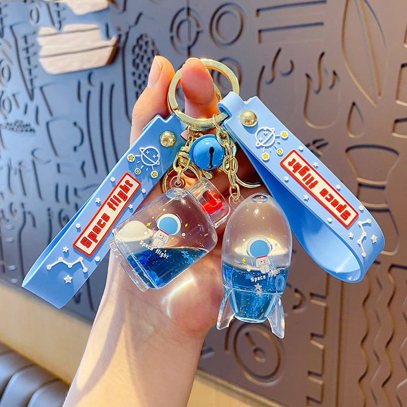 Брелок для ключей космонавт брелок с жидкостью год плавающая планета