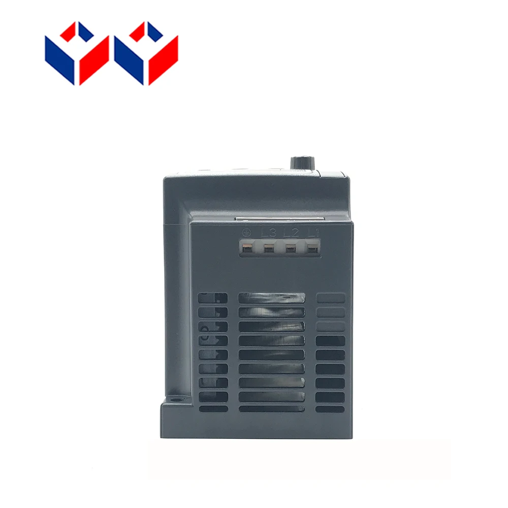 Небольшой размер V/F Управление 1HP 3PH 220V 0.75KW преобразователь частоты | Обустройство