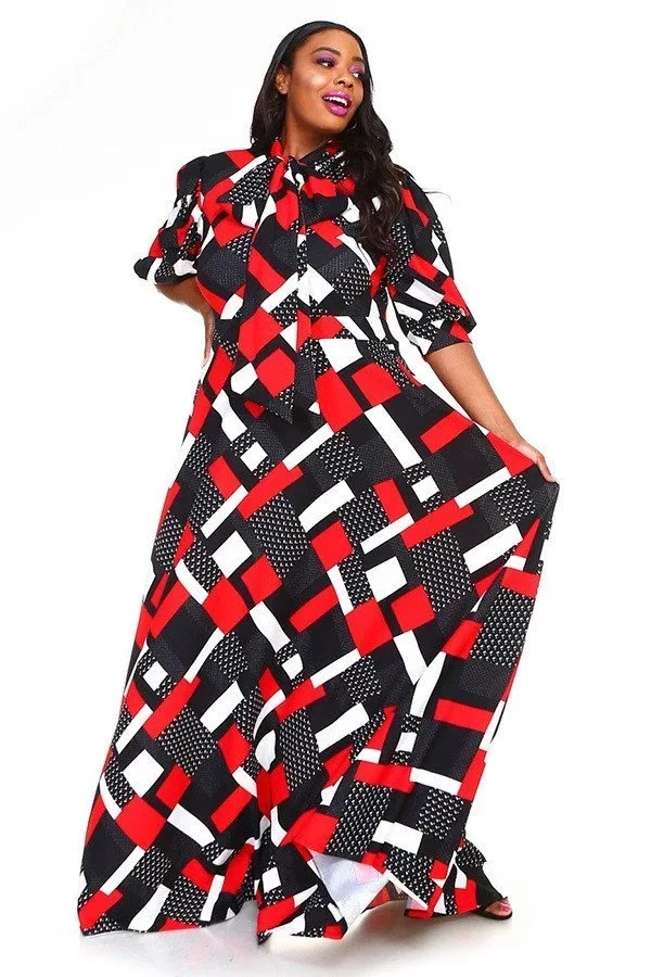 Женское платье с высоким воротником цветным принтом рукавами до локтей и высокой