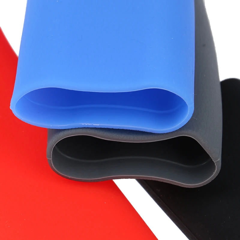 Силиконовый гелевый Чехол Противоскользящий универсальный силиконовый чехол