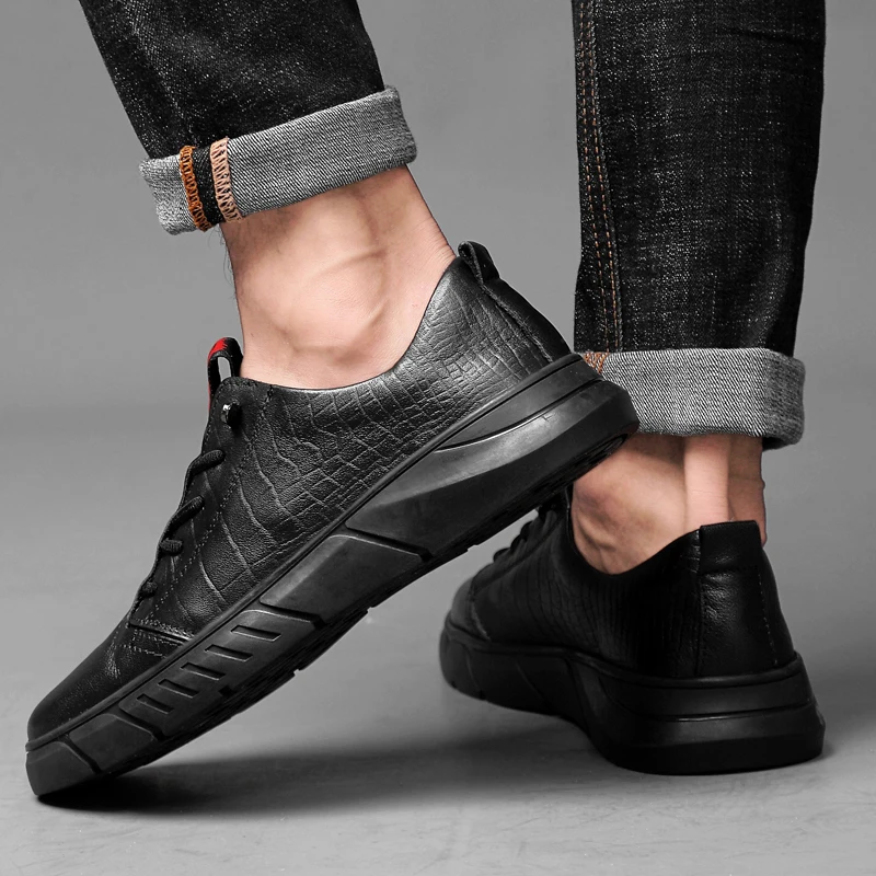 

2019 new fashion men's shoes casual genuine leather male flats sneakers classic black size 36-46 shoe man platform shoes for men