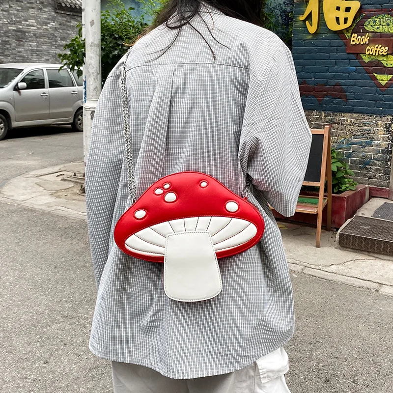 

Шикарные милые Мультяшные маленькие сумки на плечо для женщин, сумочка в форме гриба, сумка-мессенджер через плечо для телефона, сумка-клатч...