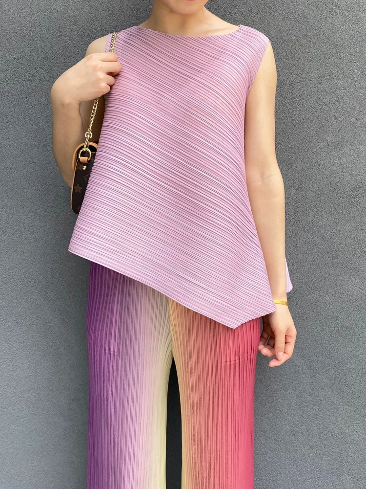 

Женский плиссированный топ Miyake, базовая летняя свободная Асимметричная плиссированная футболка, Женская Эстетическая одежда, 2021