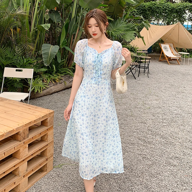 

Real shot spot 2021 summer new elegant fairy peach heart collar floral lace up bubble sleeve dress