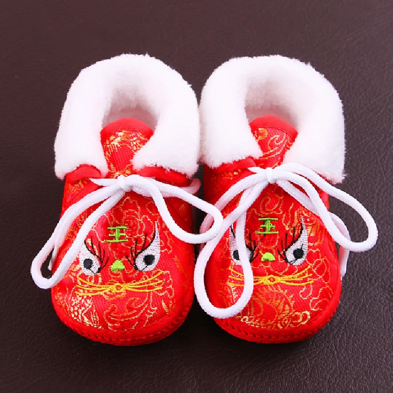 Baby tiger shoes 0-1 years old winter Plush Baby walking shoes soft soled Embroidered Baby Shoes hundred days shoes