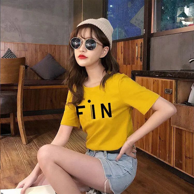 Летняя футболка с круглым вырезом и буквенным принтом белого розового цвета