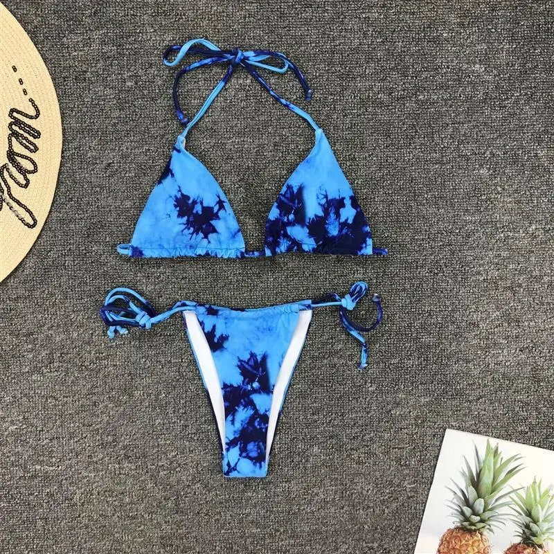 

Europe and the United States INS new sexy neck strap rendering printing three-point split swimsuit Bikini