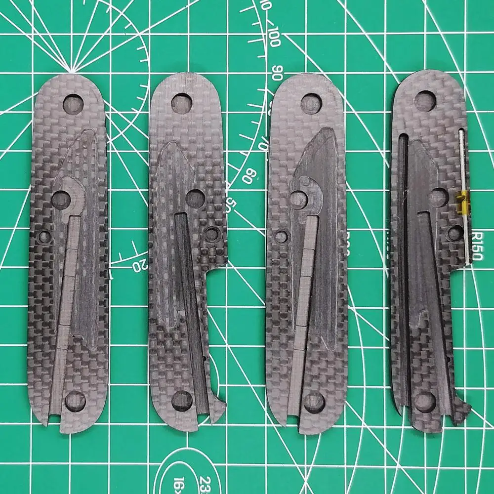 Изготовленный на заказ 3K полностью углеродное волокно сабельный нож ручка Весы 91