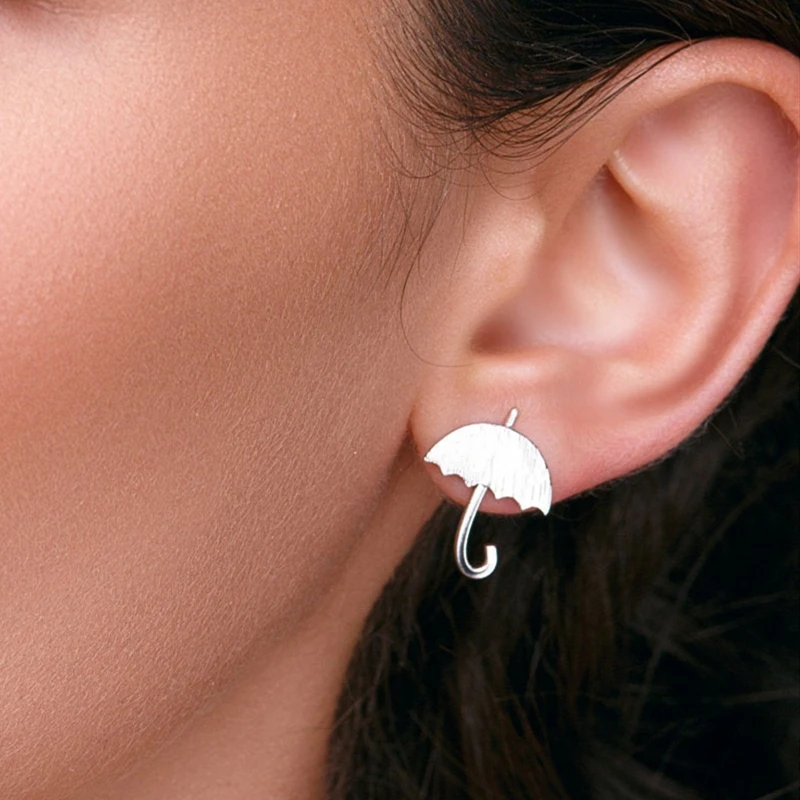 Женские асимметричные серьги гвоздики с облаками и зонтиками милые корейские из